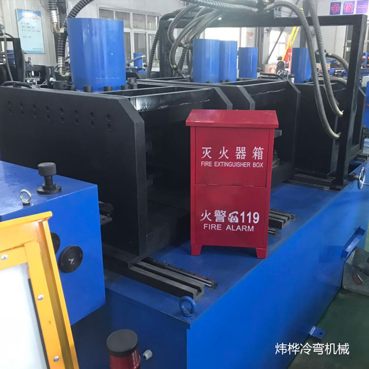 消防箱生产流水线设备